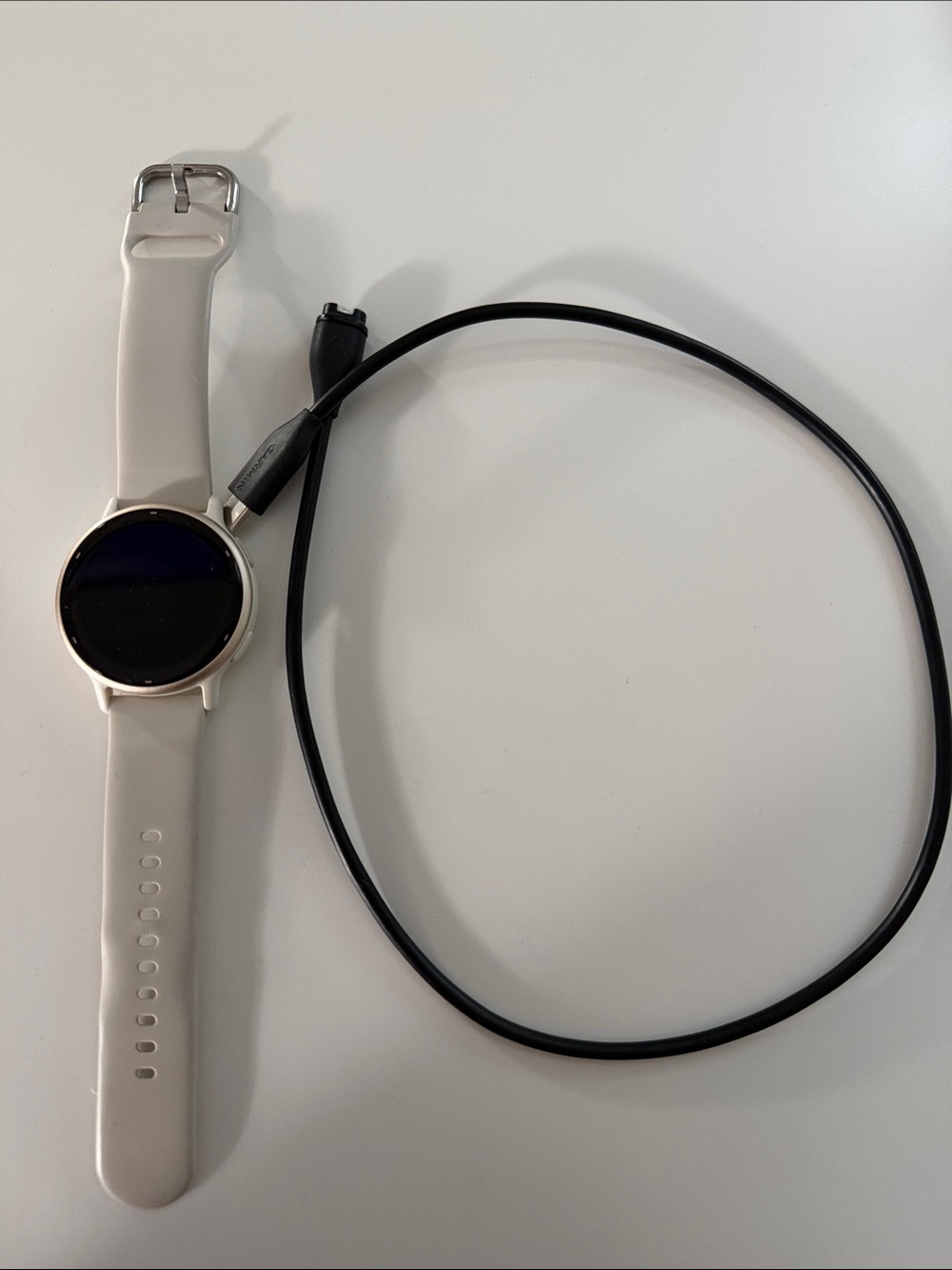 Garmin vívoactive® 5, Health & Fitness GPS Smartwatch, 42mm, Ivory